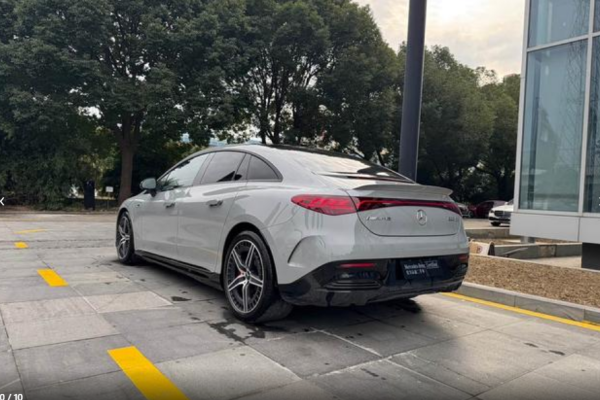 2023 Mercedes-Benz EQE AMG с пробегом 34 000 км