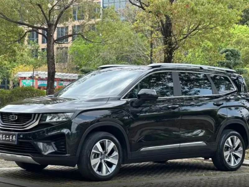 2021 Geely Okavango с пробегом 50 000 км