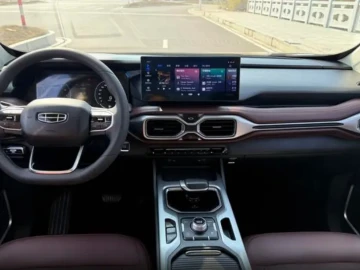 2021 Geely Okavango с пробегом 50 000 км