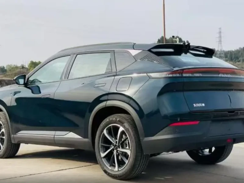 2025 Dongfeng Aeolus Haohan с пробегом 2 000 км