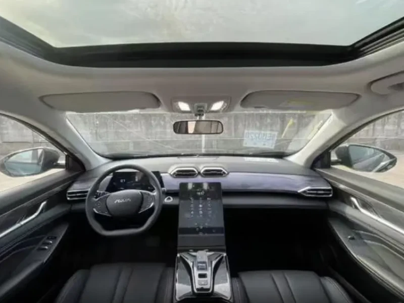 2025 Dongfeng Aeolus Haohan с пробегом 2 000 км