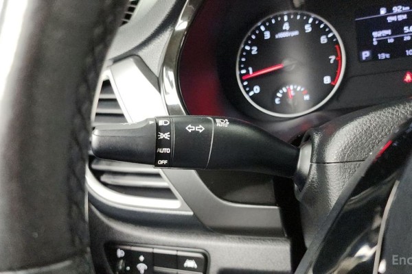 2021 Kia Seltos с пробегом 106 601 км