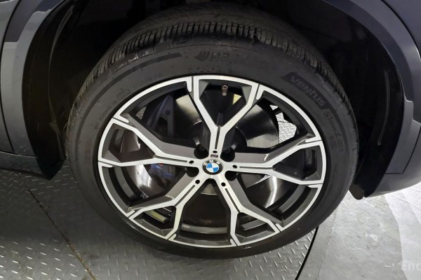 2021 BMW X5 с пробегом 65 596 км