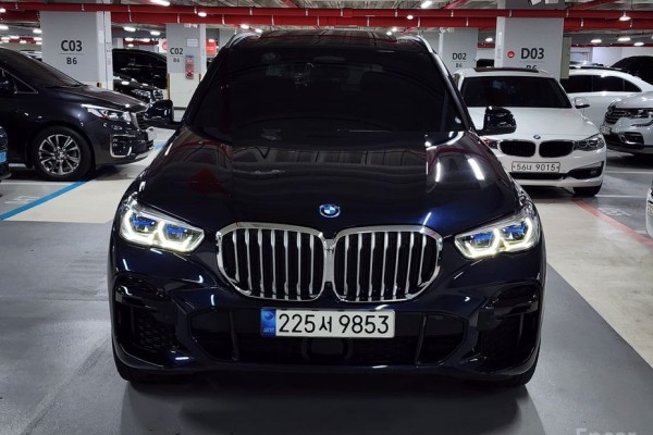 2022 BMW X5 с пробегом 83 608 км