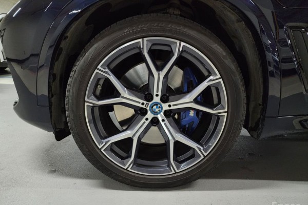 2022 BMW X5 с пробегом 83 608 км