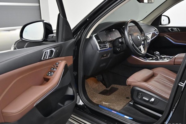 2022 BMW X5 с пробегом 56 787 км