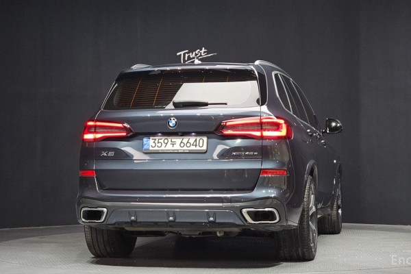 2021 BMW X5 с пробегом 65 200 км