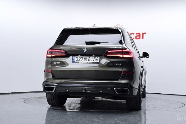 2022 BMW X5 с пробегом 83 623 км