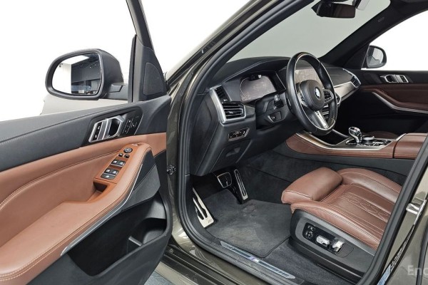 2022 BMW X5 с пробегом 83 623 км