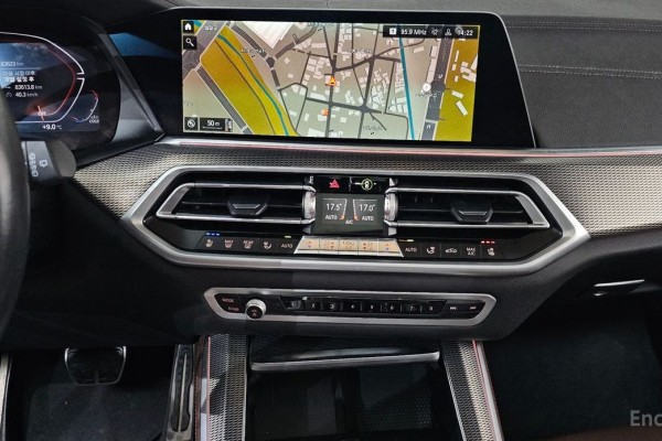 2022 BMW X5 с пробегом 83 623 км