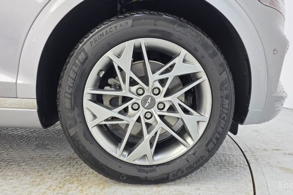 2022 Genesis GV70 с пробегом 72 574 км