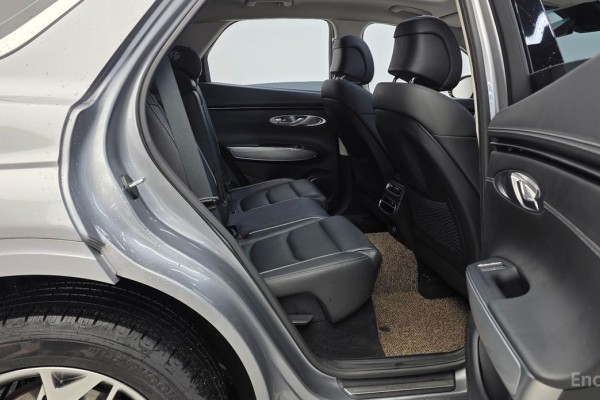 2022 Genesis GV70 с пробегом 72 574 км