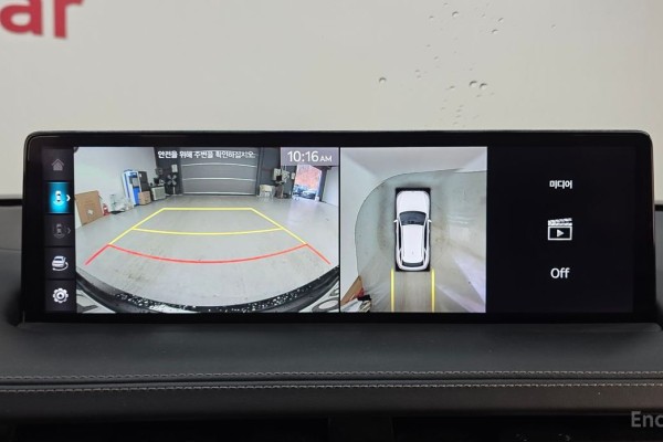 2022 Genesis GV70 с пробегом 72 574 км