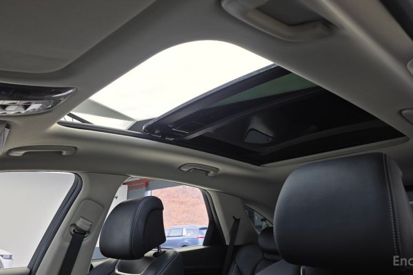 2022 Genesis GV70 с пробегом 72 574 км