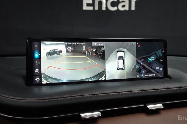 2021 Genesis GV70 с пробегом 40 709 км