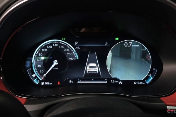 2021 Genesis GV70 с пробегом 51 644 км