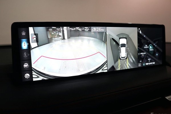 2021 Genesis GV70 с пробегом 51 644 км