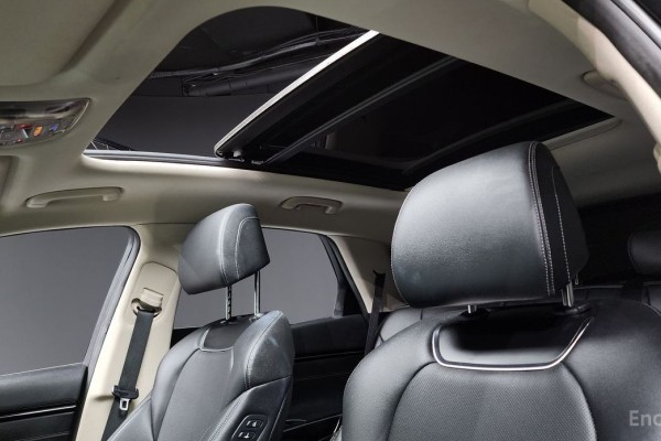 2021 Genesis GV70 с пробегом 80 247 км