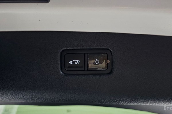 2022 Genesis GV70 с пробегом 52 873 км