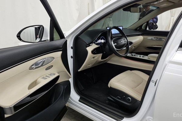 2021 Genesis GV70 с пробегом 149 834 км