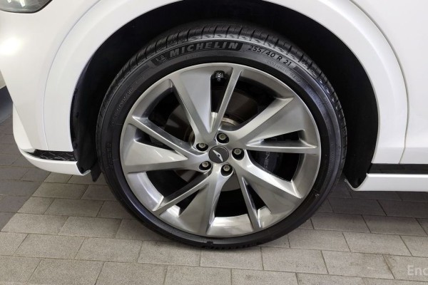 2021 Genesis GV70 с пробегом 58 488 км