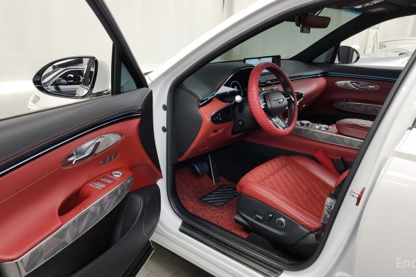 2021 Genesis GV70 с пробегом 58 488 км