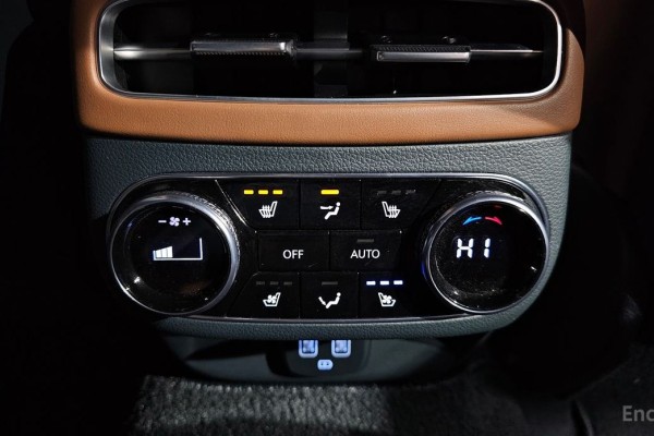 2022 Genesis GV70 с пробегом 102 284 км