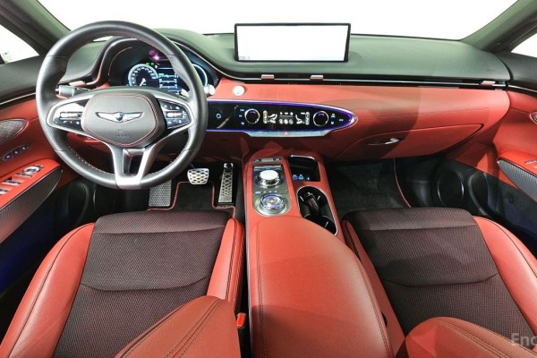 2021 Genesis GV70 с пробегом 57 297 км