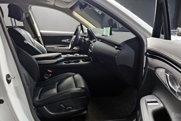 2021 Genesis GV70 с пробегом 102 526 км