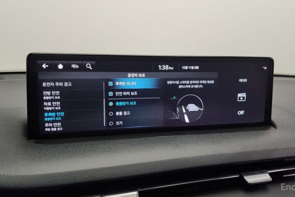 2021 Genesis GV70 с пробегом 132 831 км