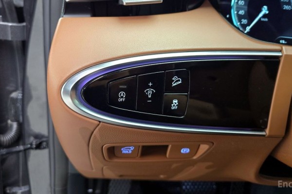 2021 Genesis GV70 с пробегом 50 007 км