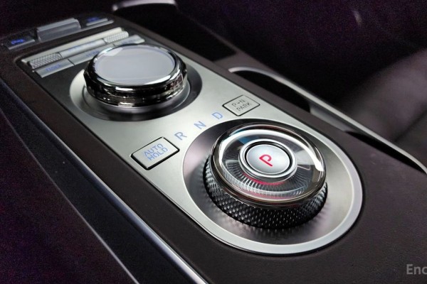 2021 Genesis GV70 с пробегом 78 620 км