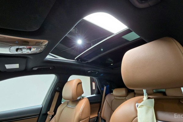 2021 Genesis GV70 с пробегом 50 007 км