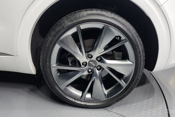 2021 Genesis GV70 с пробегом 74 591 км