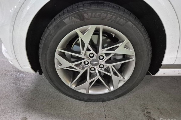 2021 Genesis GV70 с пробегом 40 514 км