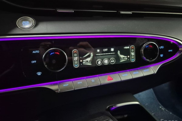 2021 Genesis GV70 с пробегом 40 514 км