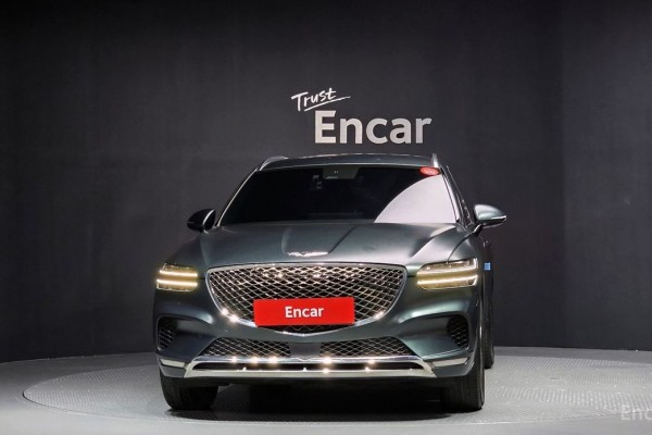 2021 Genesis GV70 с пробегом 81 900 км