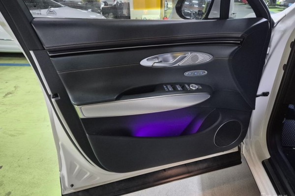 2021 Genesis GV70 с пробегом 40 514 км