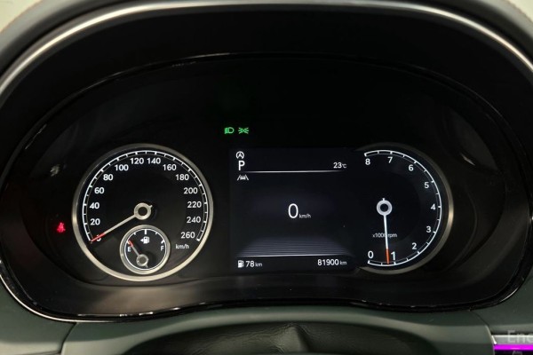 2021 Genesis GV70 с пробегом 81 900 км