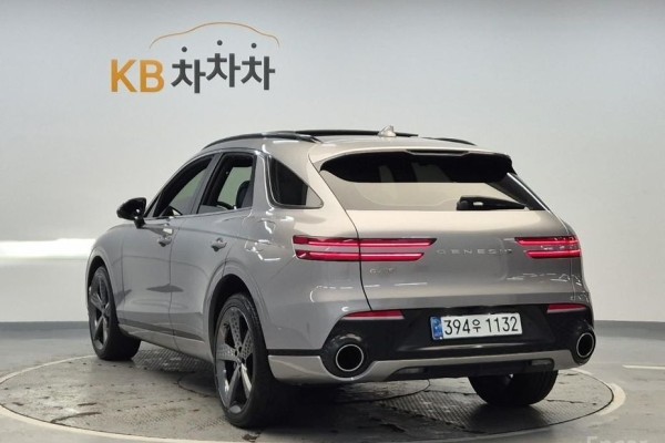 2021 Genesis GV70 с пробегом 112 540 км