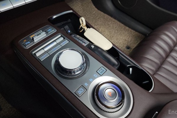 2021 Genesis GV70 с пробегом 87 402 км