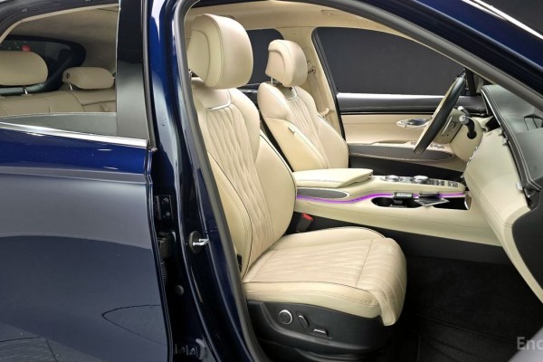 2021 Genesis GV70 с пробегом 146 256 км