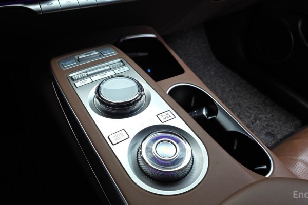 2021 Genesis GV70 с пробегом 60 056 км