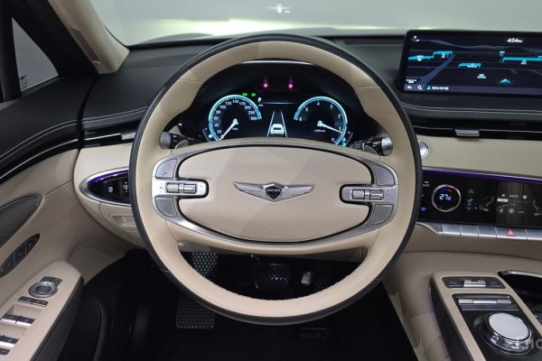2021 Genesis GV70 с пробегом 146 256 км