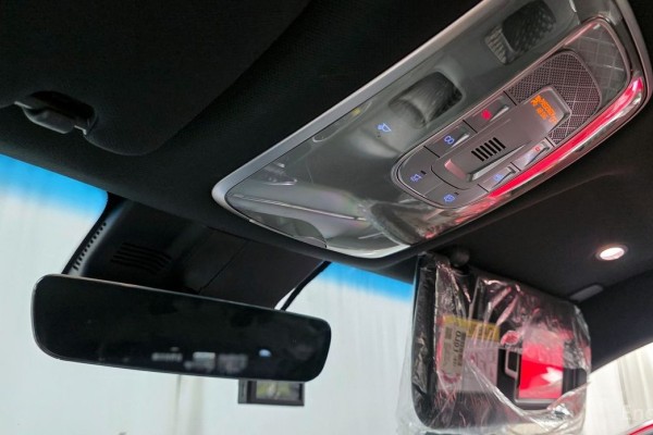 2021 Genesis GV70 с пробегом 81 900 км