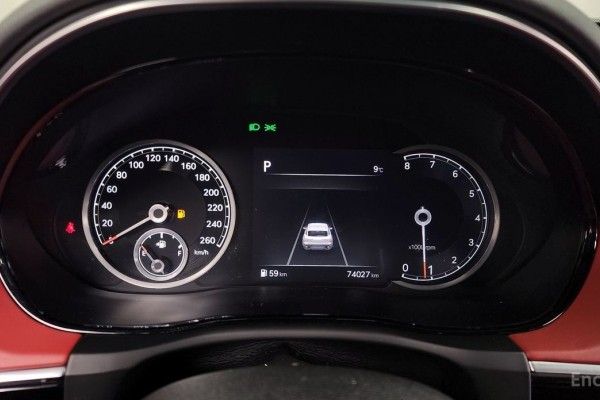 2021 Genesis GV70 с пробегом 74 027 км