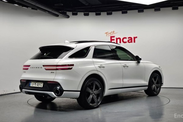 2021 Genesis GV70 с пробегом 82 922 км