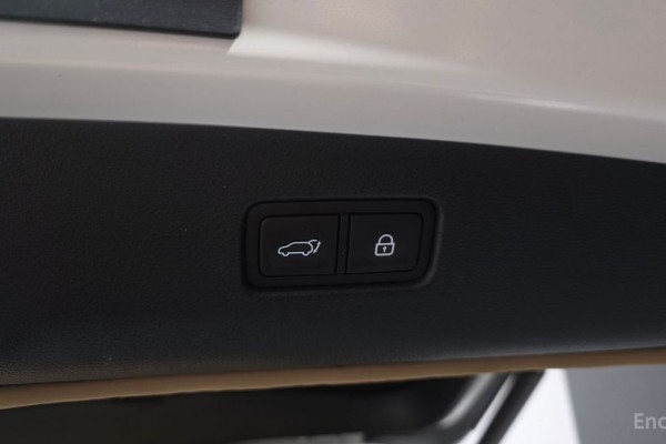 2021 Genesis GV70 с пробегом 60 056 км