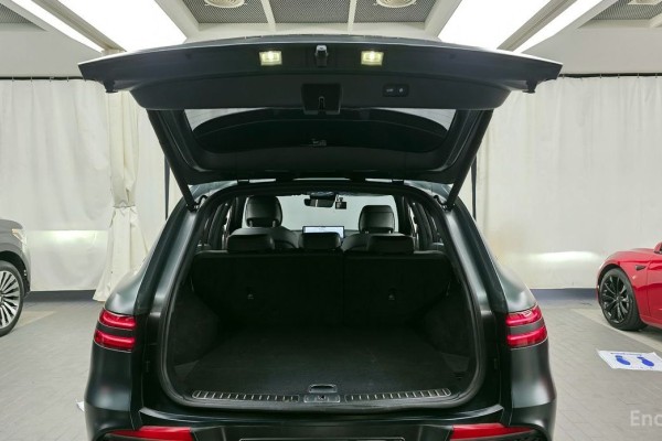 2021 Genesis GV70 с пробегом 81 900 км