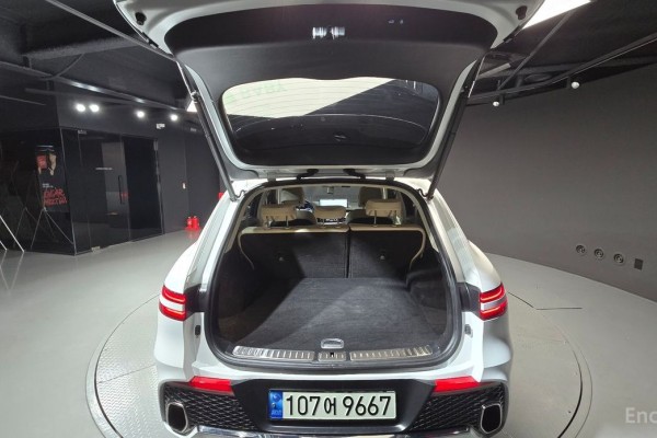 2021 Genesis GV70 с пробегом 70 577 км